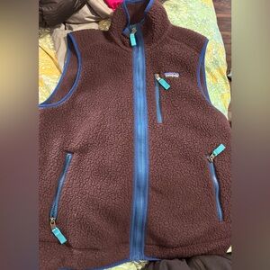 Patagonia Deep Brown Fleece with Teal Trim